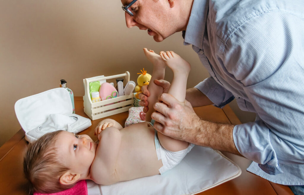 Consultation pédiatrique pour troubles digestifs du nourrisson - santé bébé