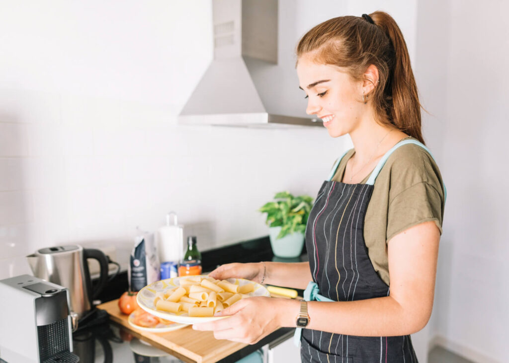 "J'ai pas le moral" : 10 gestes pour aller mieux 4 Se préparer un plat simple et réconfortant quand on a pas le moral