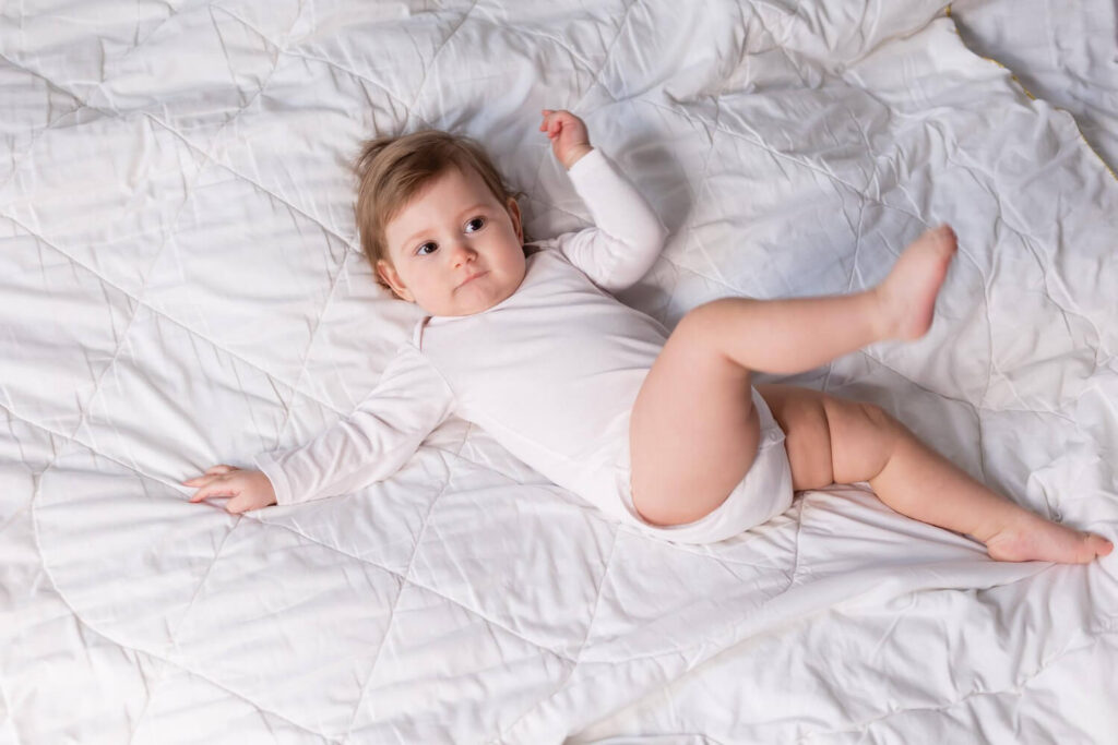 Mon bébé dort dans la largeur du lit : est-ce normal ? 3 Mon bébé dort dans la largeur du lit