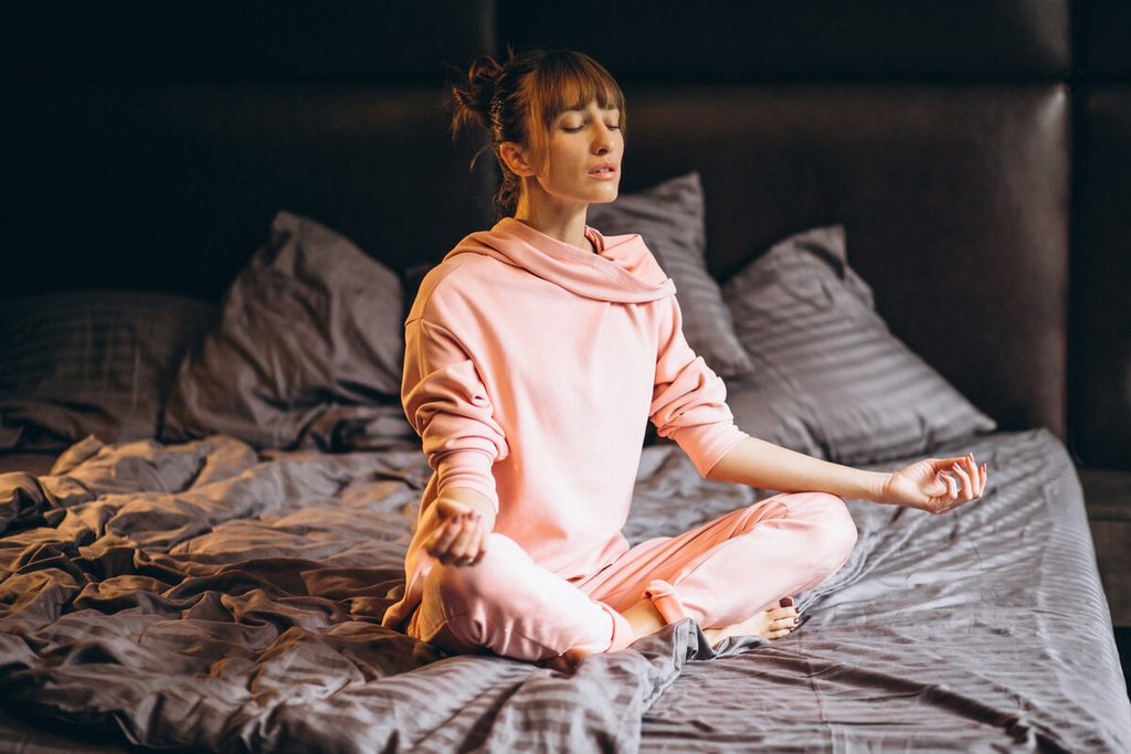 Pratique de la cohérence cardiaque pour faire baisser le cortisol au lever.